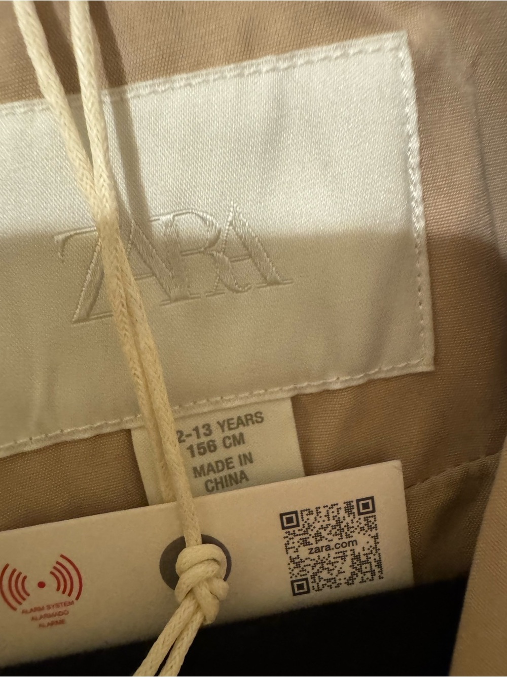 NWT- Zara Kids Trench coat. 12-13 - Picture 4 of 4